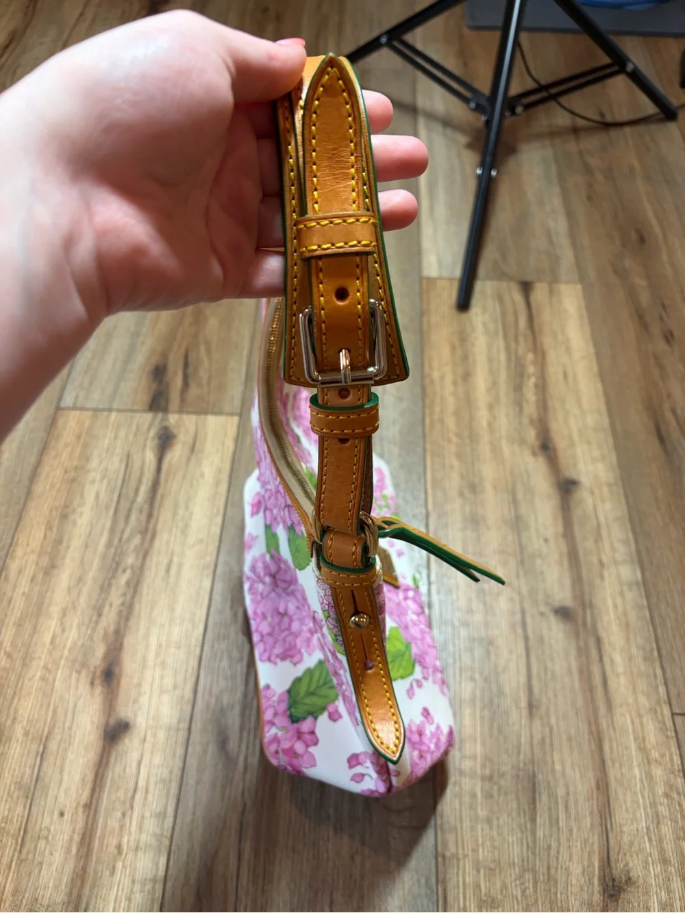 Dooney & Bourke Lucy Hydrangea Hobo Bag Pink White Floral Shoulder Purse HY633